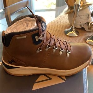 forsake contour boot